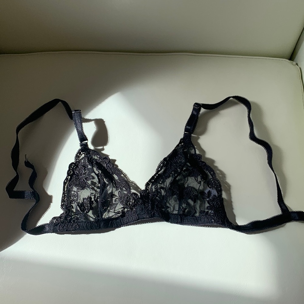 New Ralph Lauren Black Sheer Lace Bra - Wireless Size 32